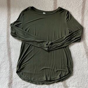 old navy olive green shirt